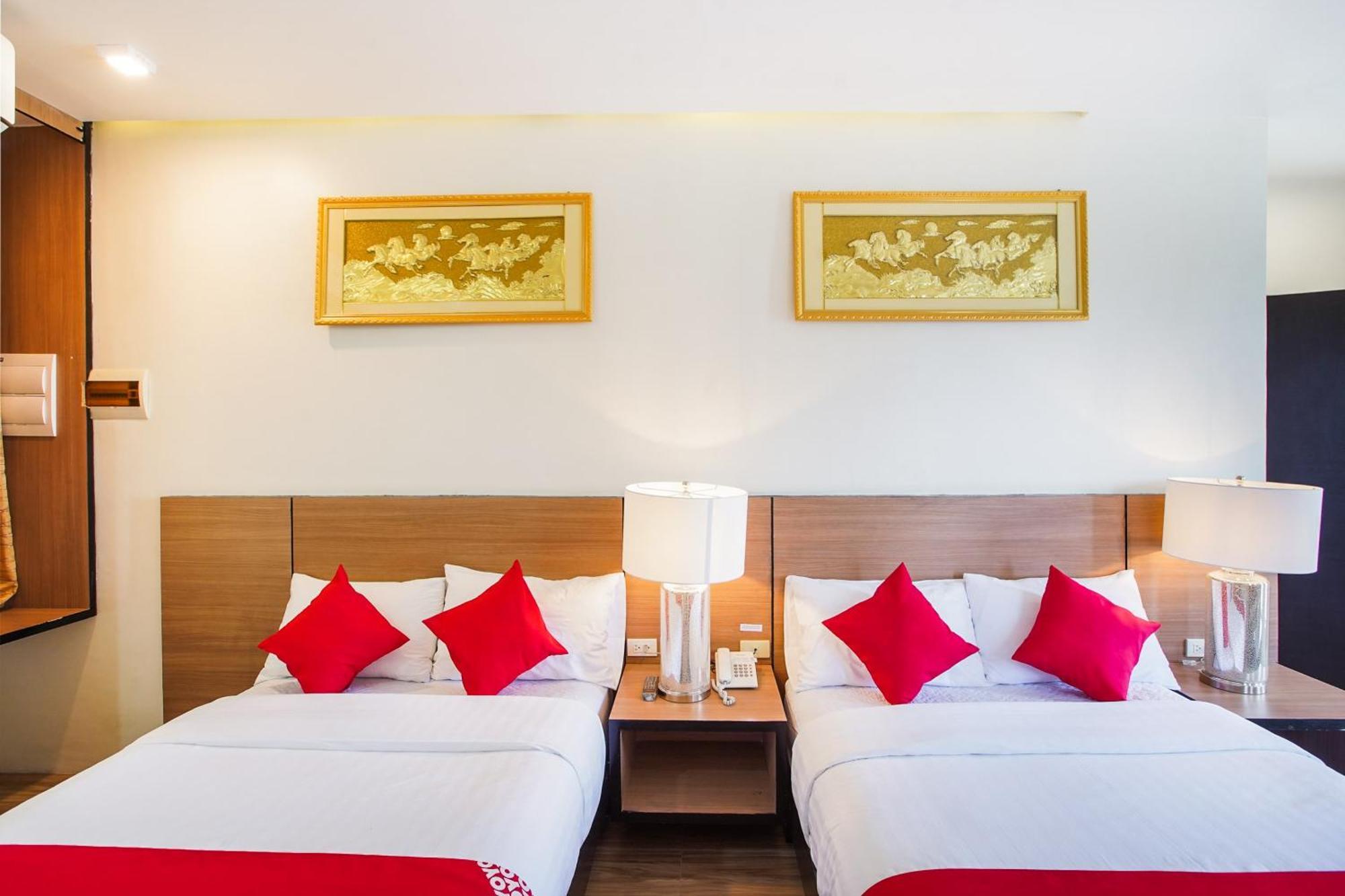 Oyo 489 Casa Mia Hotel Suites General Santos City Buitenkant foto
