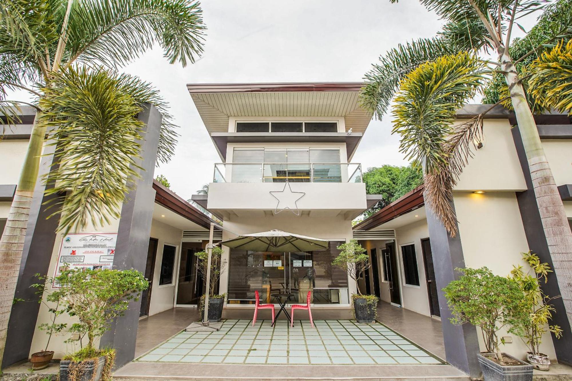 Oyo 489 Casa Mia Hotel Suites General Santos City Buitenkant foto