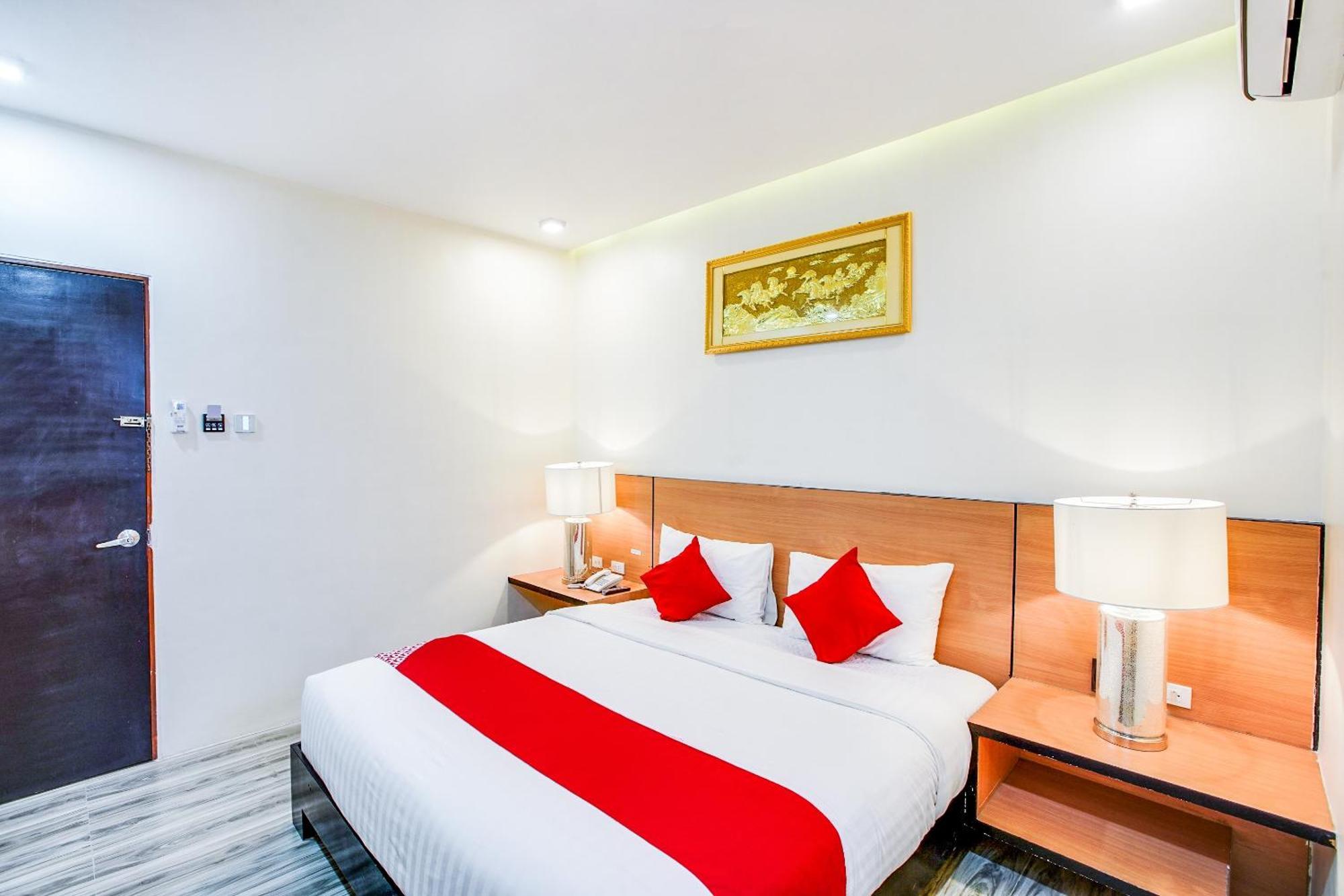 Oyo 489 Casa Mia Hotel Suites General Santos City Buitenkant foto